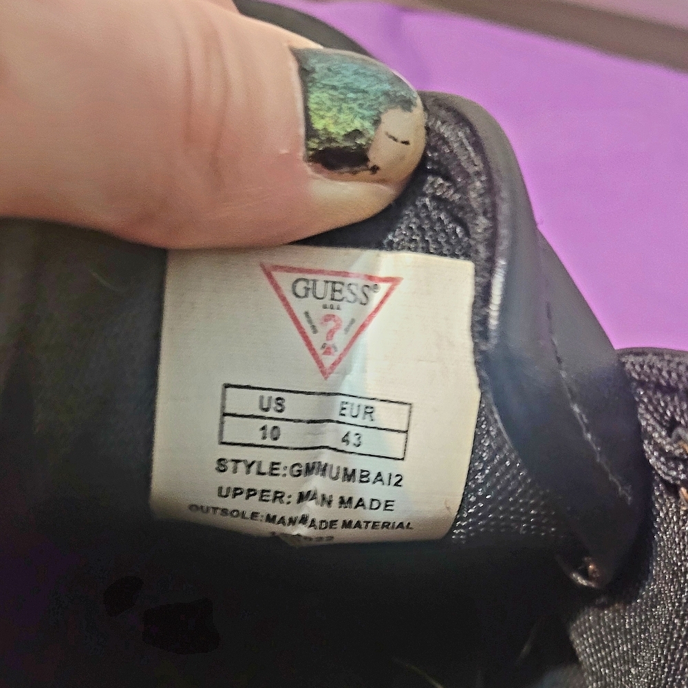 Guess Men's Black "Mumbai" Sneakers Size 10. Gently Used. In Excellent Condition - Picture 3 of 10